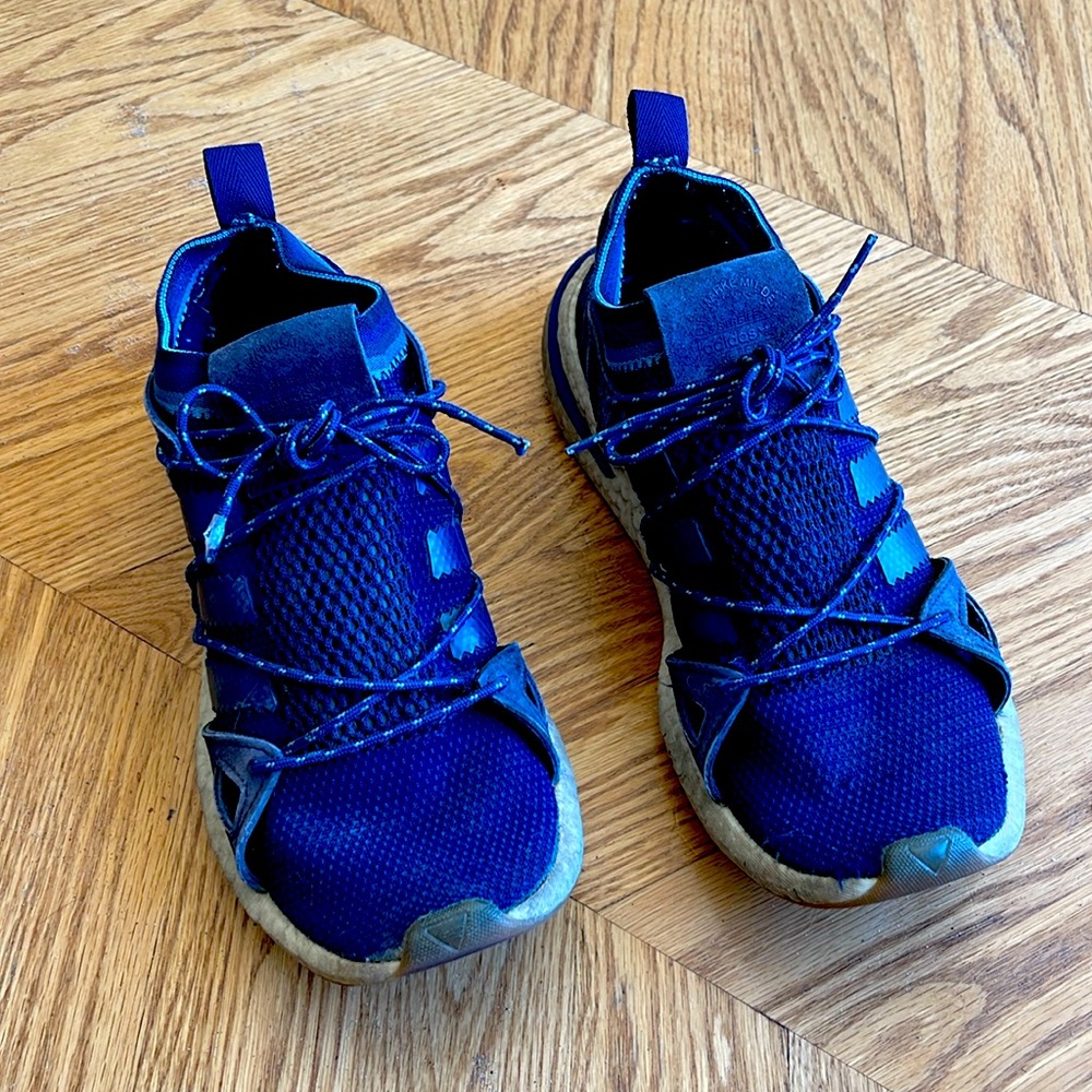 Adidas Sneakers